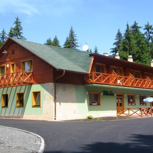 Hotel Poľovník